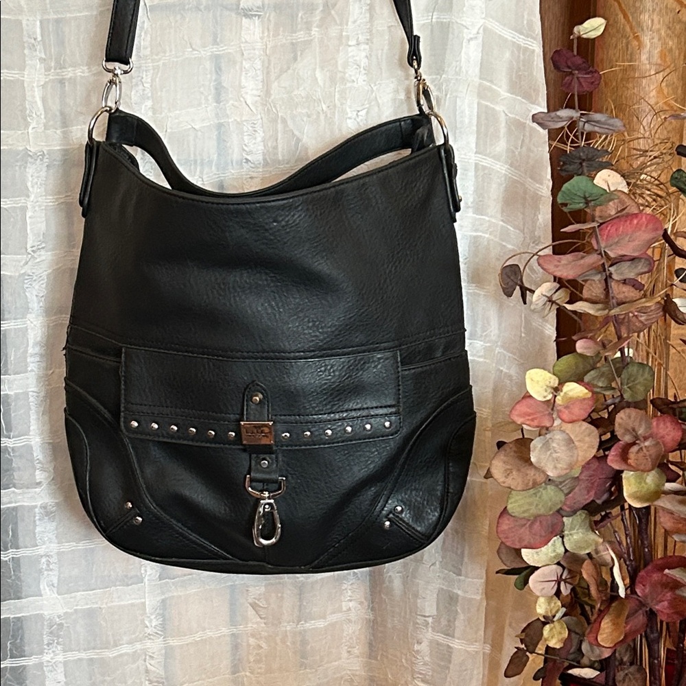 Elegant Black Leather Shoulder Bag with Metal Details
